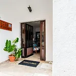 For 4 By Alecos Apartamento